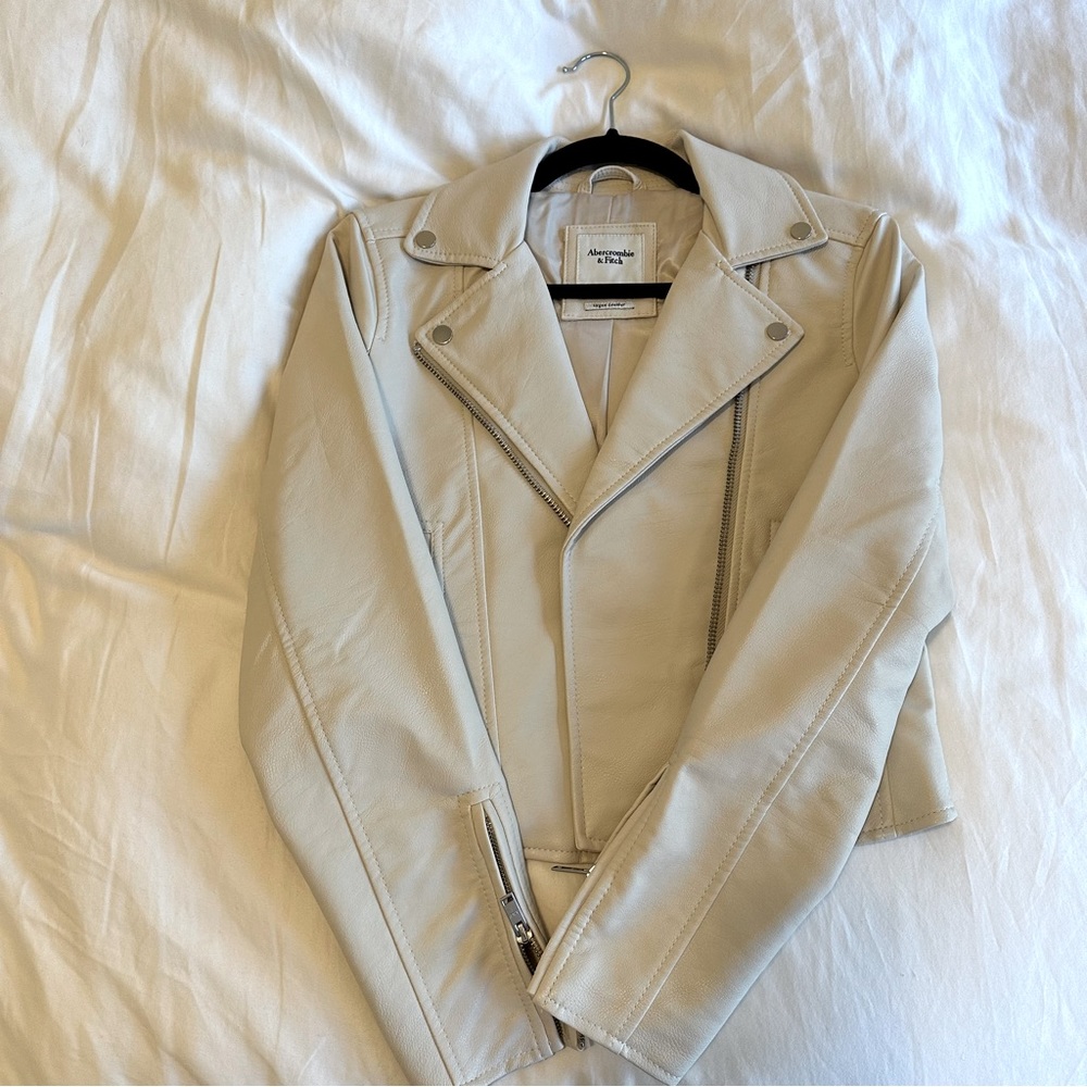 Abercrombie & Fitch Cream Vegan Leather Jacket Small